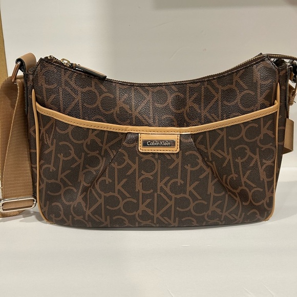 Calvin Klein Monogram Crossbody Purse NWT-  damage strap-  see description - Picture 1 of 8
